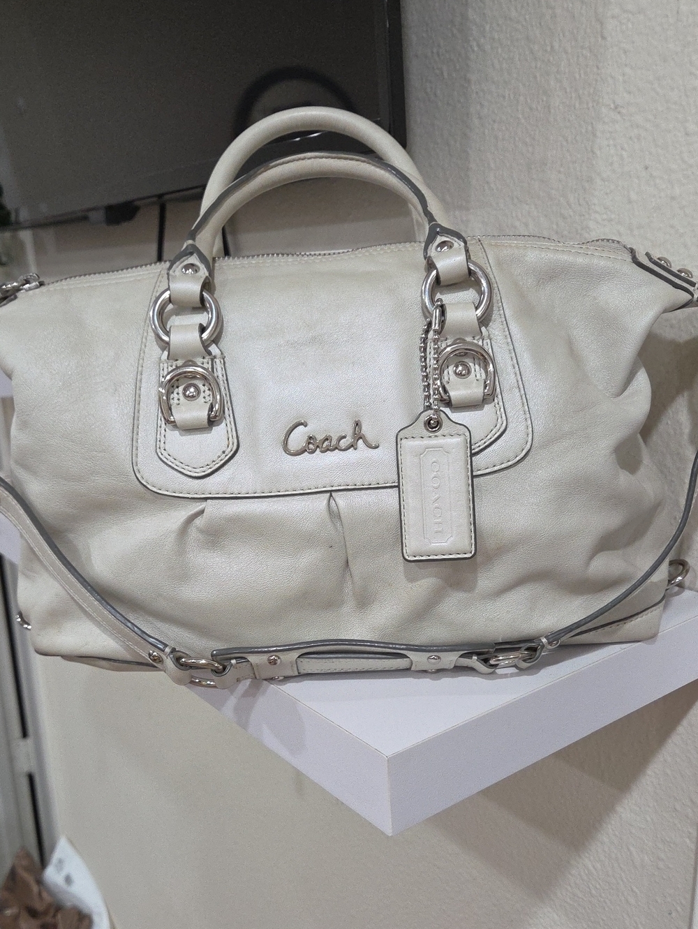 Coach Ashley F15445  Cream Leather Satchel with Detachable Strap